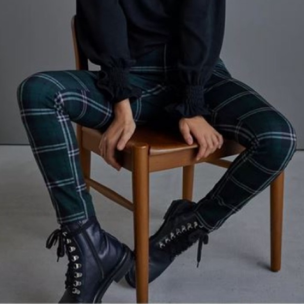 NWT anthro avec les filles checked pants